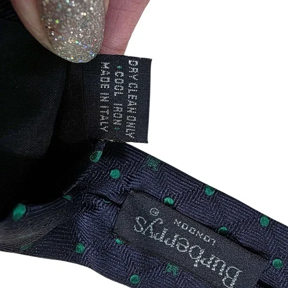 NWT Burberrys Silk Tie Navy Blue Green Dot Pattern Made in Italy Men's Power
